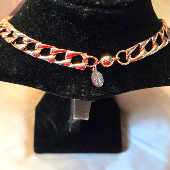 By Alexa Rae NWT The Matrix Necklace in Rose Gold - Picture 3 of 11